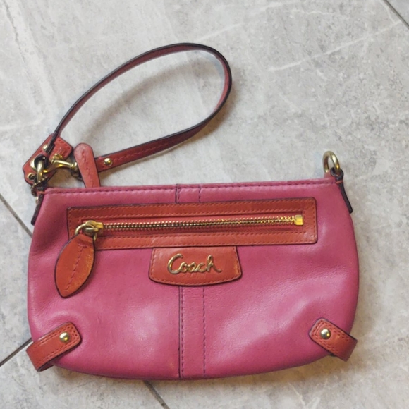 Wristlet